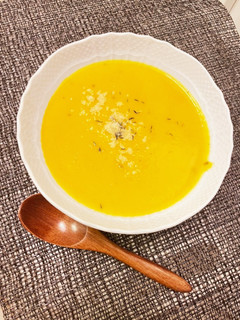STAUBでカボチャのポタージュ-レシピのメイン写真