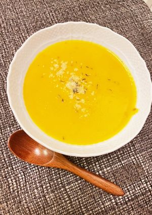 STAUBでカボチャのポタージュ-レシピのメイン写真