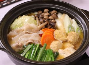 豚ばら肉とキャベツの味噌バターちゃんこ鍋-レシピのメイン写真