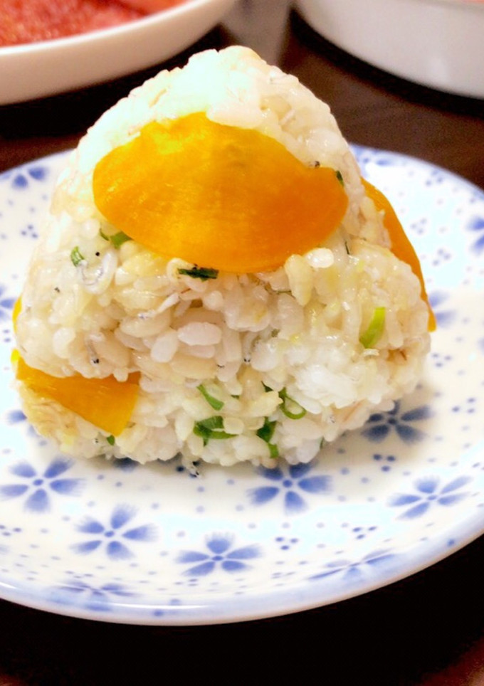 しらすとたくあんのおにぎり-レシピのメイン写真