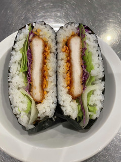 チキンカツのおにぎらず-レシピのメイン写真