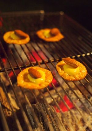 キャンプで!チーズアーモンド焼き-レシピのメイン写真