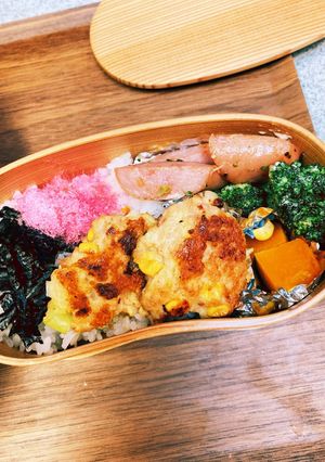 お弁当に“シャキシャキコーンつくね”-レシピのメイン写真