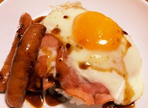 ソーセージハムエッグご飯（腸仔火腿蛋飯）-レシピのメイン写真