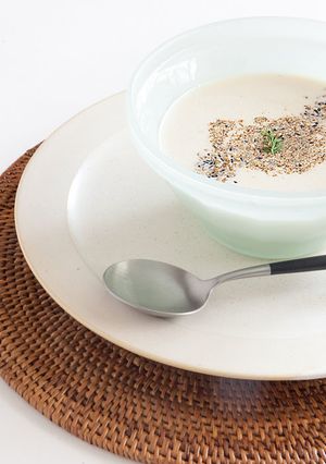 黒七味香る豆乳ヴィシソワーズ-レシピのメイン写真