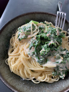 ケールとツナのクリームパスタ-レシピのメイン写真