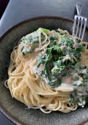 ケールとツナのクリームパスタ-レシピのメイン写真