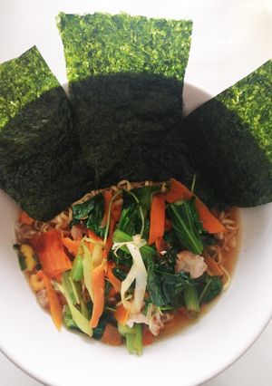 野菜炒めカップ麺-レシピのメイン写真