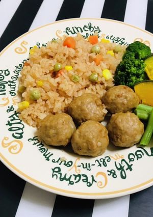炊飯器で簡単 肉団子とケチャップライス-レシピのメイン写真