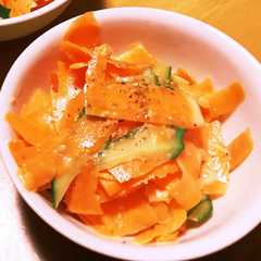 รูปของ シンプルにんじんマリネ