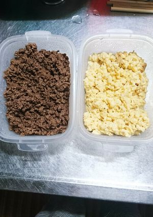 コソっと食べちゃう。２食丼(笑)-レシピのメイン写真