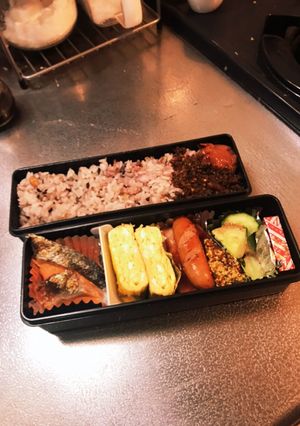 鮭とウインナーのお弁当-レシピのメイン写真