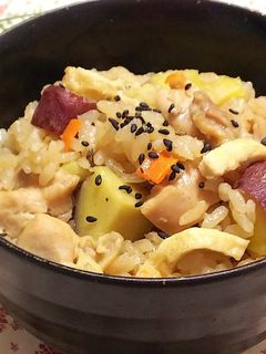 鶏と さつまいも の炊き込みご飯-レシピのメイン写真