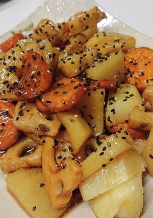 れんこん人参じゃいも！根菜の甘辛炒め！-レシピのメイン写真