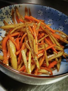 きんぴら牛蒡〜¥❨❨(@≧↺≦@)❩❩ノ-レシピのメイン写真