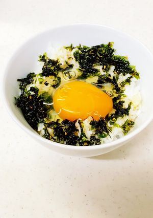 息子特製!韓国味付け海苔入り卵かけご飯-レシピのメイン写真