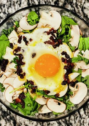 ルッコラとパルメザン、胡桃のレモンサラダ-レシピのメイン写真
