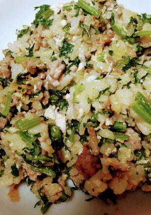 春菊とひき肉のチャーハン-レシピのメイン写真
