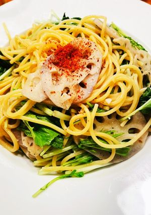 《めんつゆで簡単♪》蓮根と水菜のパスタ-レシピのメイン写真