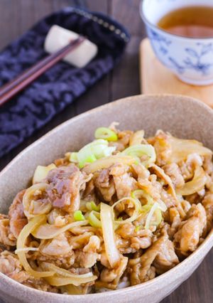 テレワークのランチにも♡豚の生姜焼き丼-レシピのメイン写真