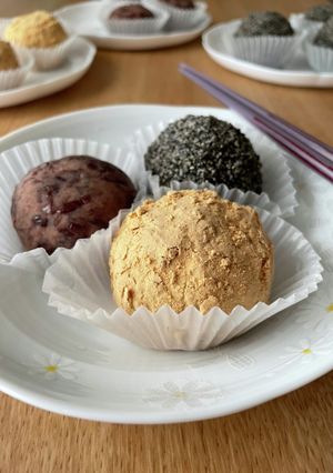 三色おはぎ〜冷蔵庫で冷えても柔らか♡-レシピのメイン写真