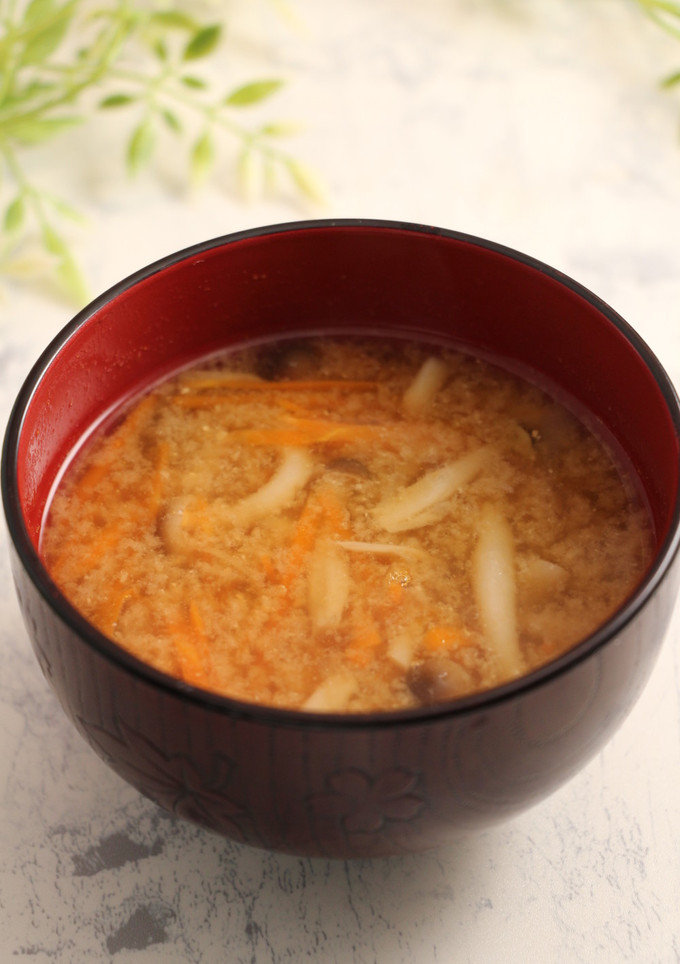 簡単！みょうがと野菜のお味噌汁-レシピのメイン写真