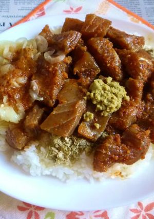 キハダマグロのヅケと小玉ねぎのカフェ丼-レシピのメイン写真