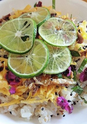 焼き秋刀魚のちらし寿司-レシピのメイン写真