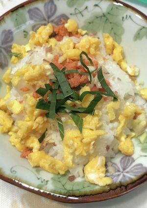 味変!ホロホロ鮭みょうがご飯♡-レシピのメイン写真