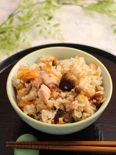 簡単!銀鮭と甘栗の炊き込みご飯 おこわ風-レシピのメイン写真