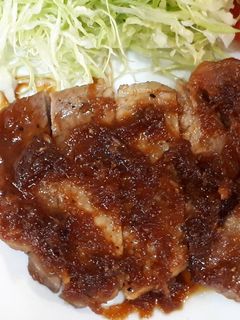 【ポークジンジャー】厚切り肉の生姜焼き-レシピのメイン写真