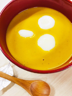 ほっこり秋☆牛乳白玉とかぼちゃのお汁粉-レシピのメイン写真