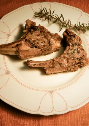 豪華！骨付きラムチョップバジル風味-レシピのメイン写真