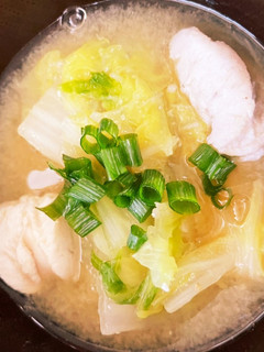 白菜と鮭白子のお味噌汁-レシピのメイン写真