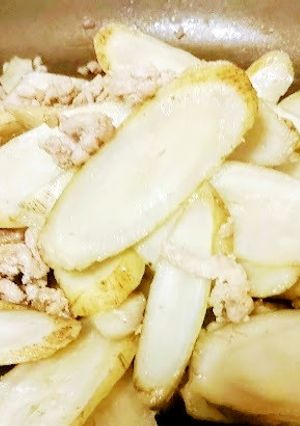 お箸止まらぬ☆牛蒡と挽肉の塩きんぴら-レシピのメイン写真