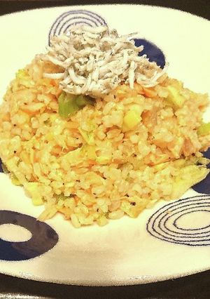 育ってしまった大根の葉救済炒飯。-レシピのメイン写真