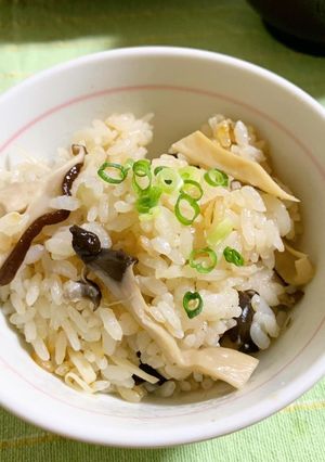 【秋の味覚】きのこの炊き込みご飯-レシピのメイン写真