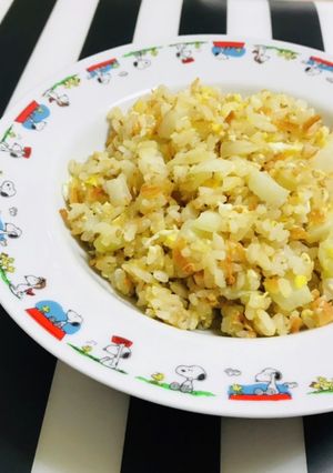 白菜の芯と冷やご飯で 干し海老チャーハン-レシピのメイン写真