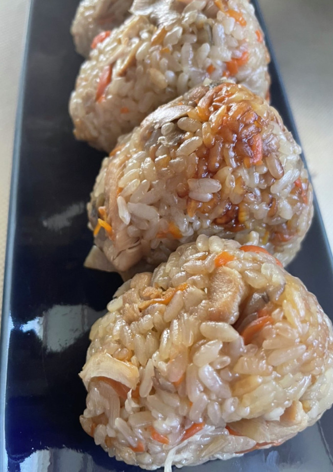 炊飯器de鶏とごぼうのおこわ-レシピのメイン写真