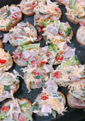 ホットプレートdeバケットパン祭り♪-レシピのメイン写真