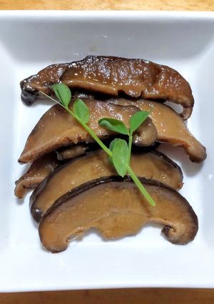 作り置きに便利で簡単なシイタケの佃煮-レシピのメイン写真