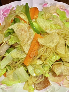 さっぱり塩味・ポテトチップスで焼きそば-レシピのメイン写真