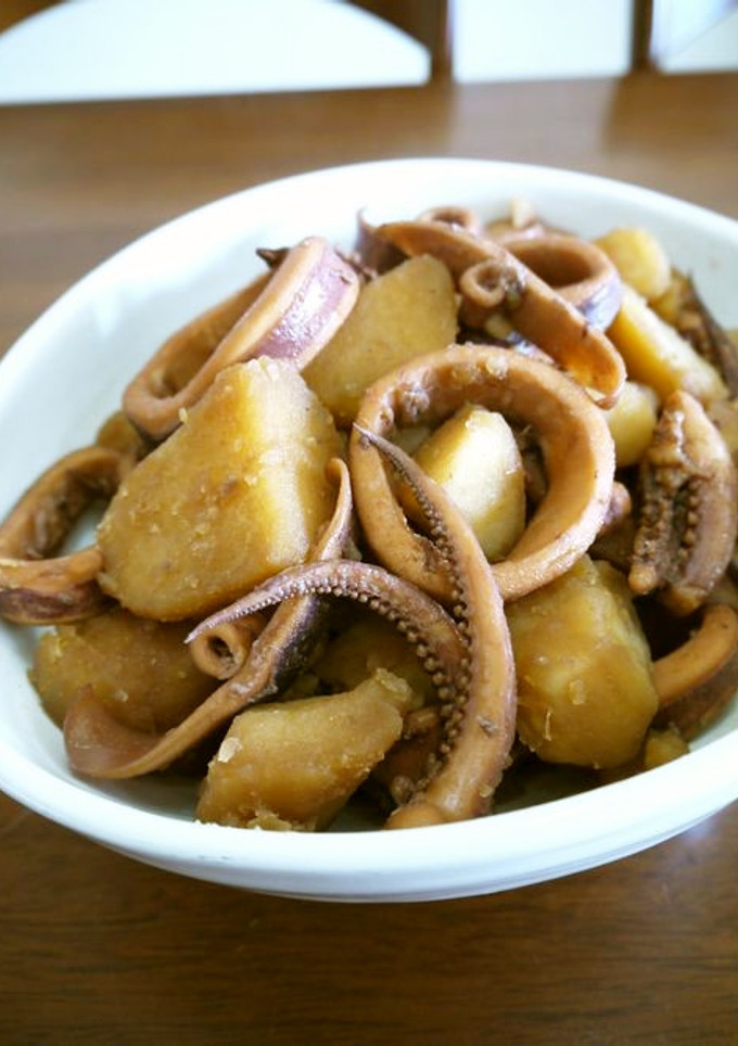 イカとじゃがいもの煮物♪-レシピのメイン写真