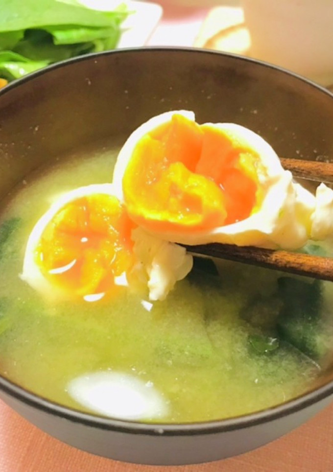 落とし卵とほうれん草のお味噌汁-レシピのメイン写真