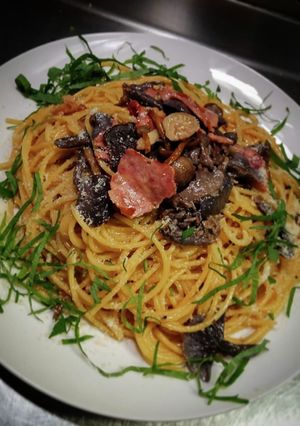 紫シメジと栗茸のバター醤油クリームパスタ-レシピのメイン写真