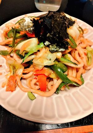野菜だけでも出汁を効かせて焼きうどん-レシピのメイン写真