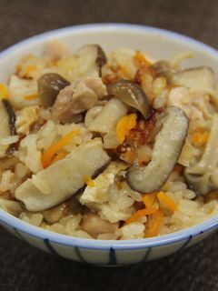 きのこの炊き込みご飯-レシピのメイン写真