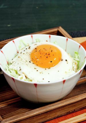 超簡単♪でも!おいしい‼目玉焼き丼-レシピのメイン写真