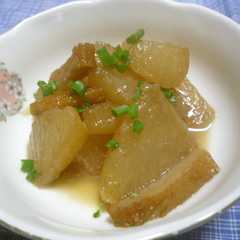 รูปของ 簡単・早い・旨い♪大根とちくわの炒め煮