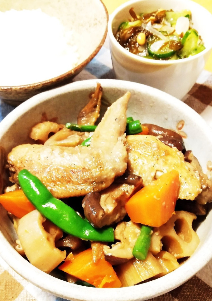手羽先の旨みが浸みる！根菜の煮物-レシピのメイン写真